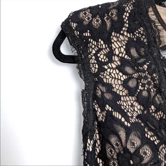 Betsy & Adam Black Lace Open Back Peplum Dress Size 2 - Picture 5 of 16